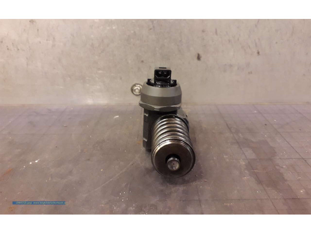 Vstřikovač BOSCH0414720313 Volkswagen Caddy