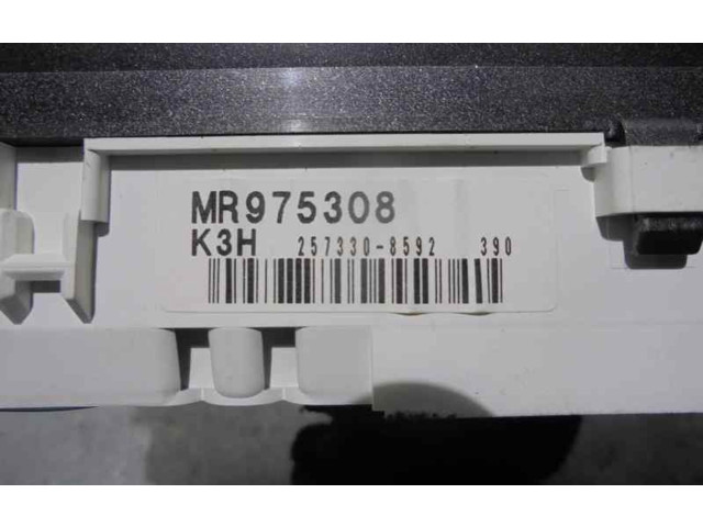 Панель приборов MR975308, 2573308592 Mitsubishi Montero