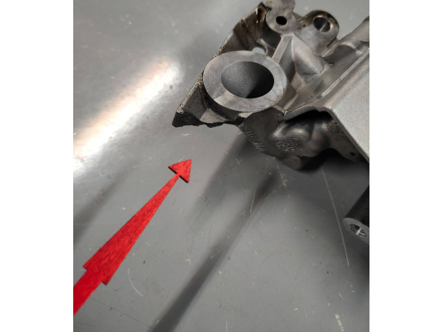 Масляный насос  DTT DTTA DTTB DTTC 05L115103F  Volkswagen Golf VIII 