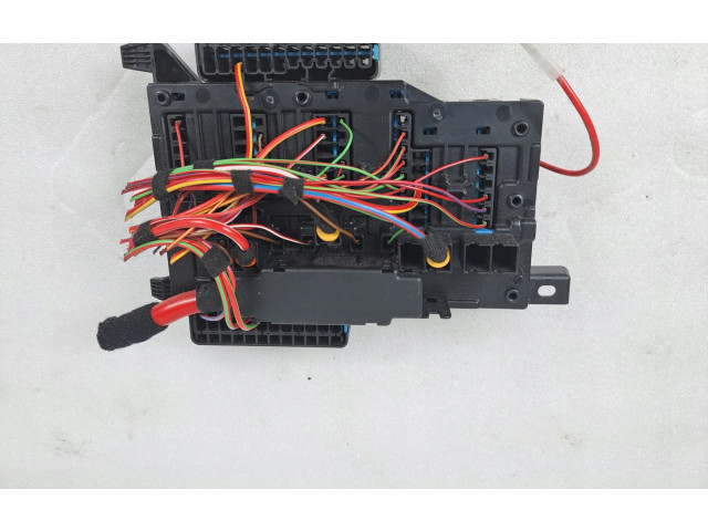 Pojistková skříňka 9270356 BMW 2 F45 2018