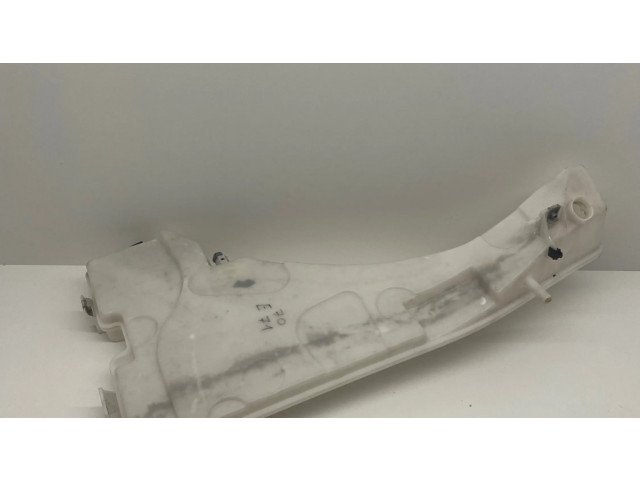 Бачок оконной жидкости