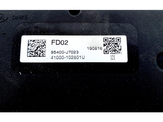 Блок комфорта 95400J7023 KIA Ceed