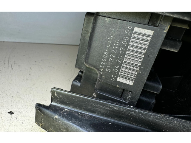 Блок предохранителей 9452993, 518322110 Volvo S60