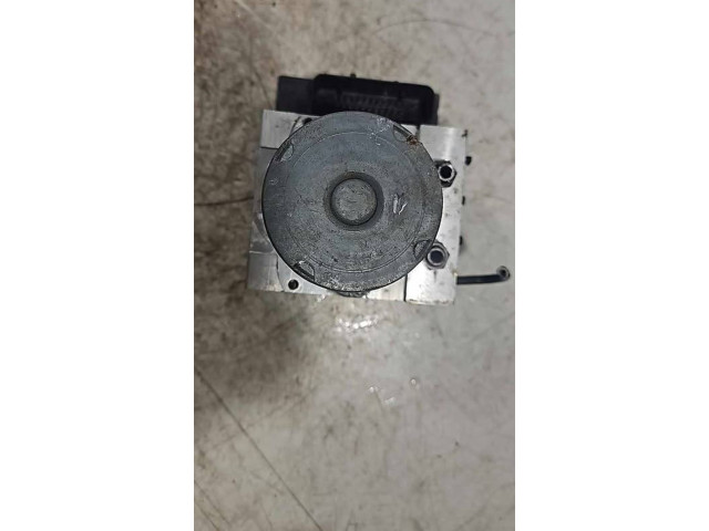 Блок АБС 3414388, 3414389   BMW  X3 E83  2003 - 2010 года