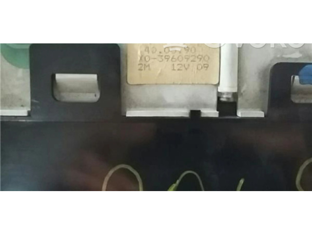 Панель приборов 039609290, 19504101   Seat Ibiza I (021A)       