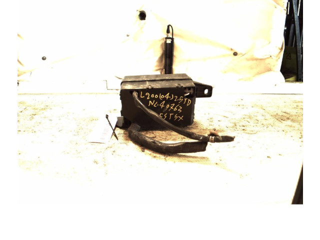 Блок предохранителей Mitsubishi L200