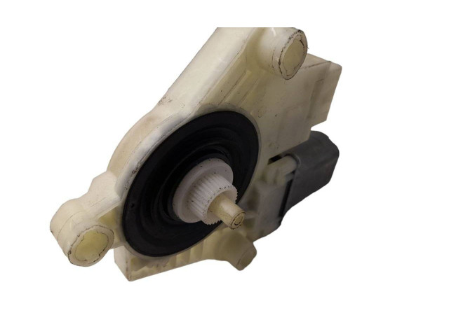 Передний двигатель механизма для подъема окон