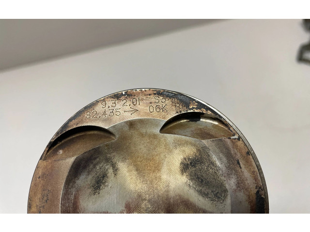 Píst 02606LJ1, WU3 Audi A3 S3 8V