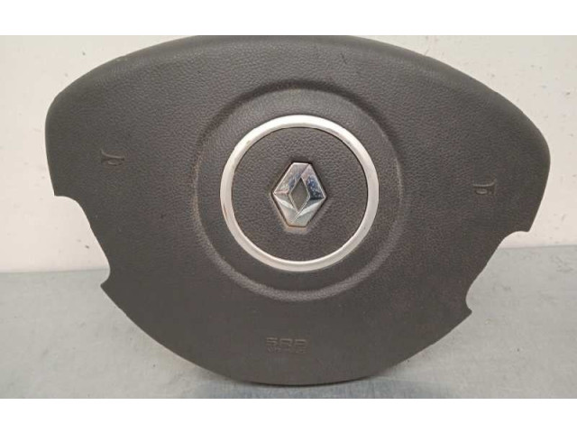 Подушка безопасности водителя 8200677496 Renault Clio III