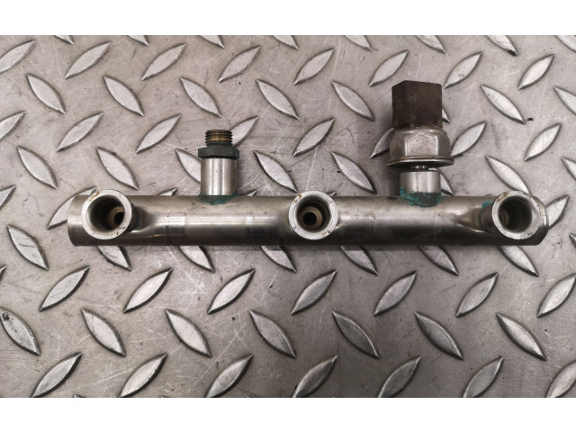 Топливная рампа 06E130089D, 03C906051C Audi A5 8T 8F