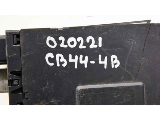 Блок предохранителей  3c0937049e   Volkswagen Touran I    