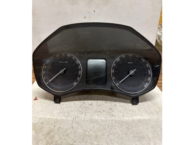 Панель приборов 1Z0920842F, VD1100894   Skoda Octavia Mk2 (1Z)       
