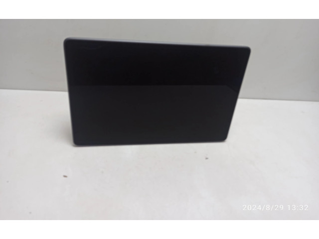 Дисплей 151677900C Tesla Model Y