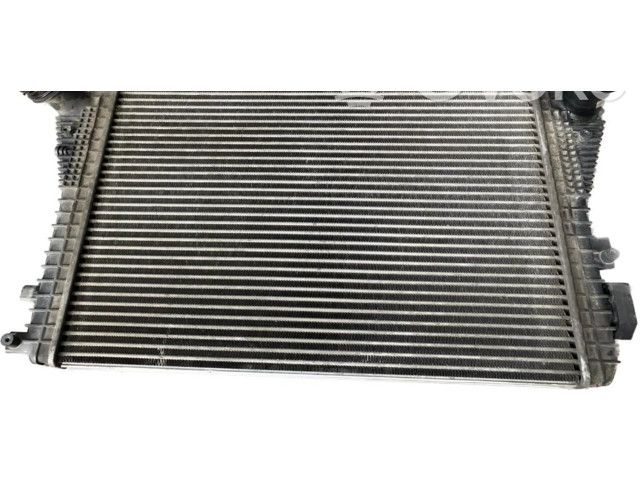 Интеркулер  1K0145803E   Skoda Octavia Mk2 (1Z) 