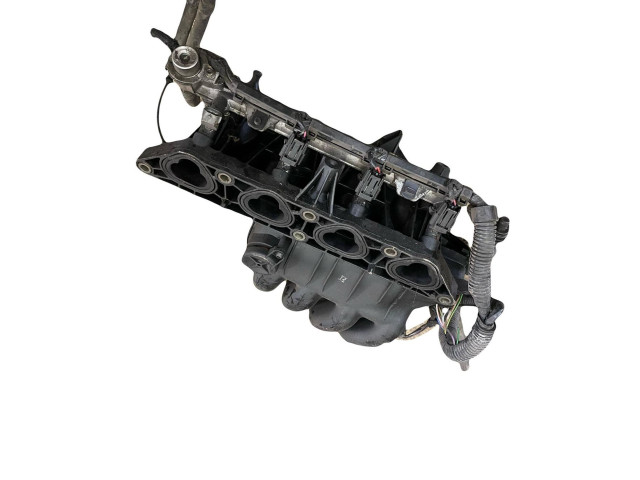 Топливная рампа 036133319   Volkswagen Golf IV  