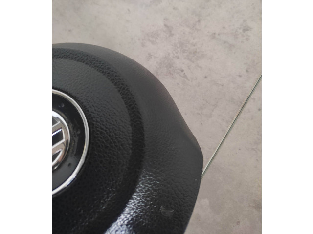 Подушка безопасности водителя 2K5880201B, 670TAL000ZQU0B   Volkswagen Caddy