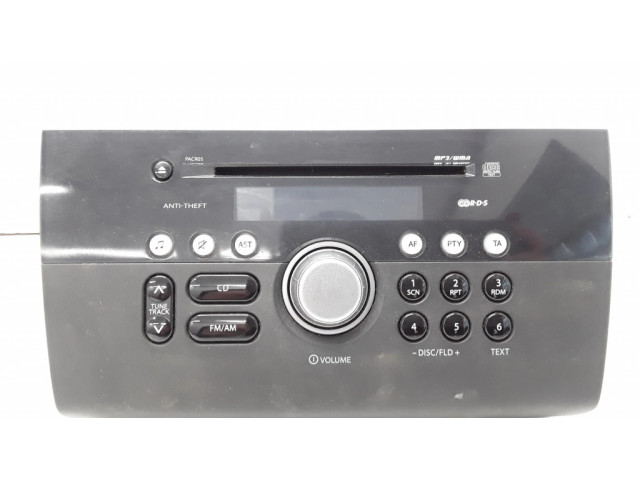 Радио/ проигрыватель CD/DVD / навигация