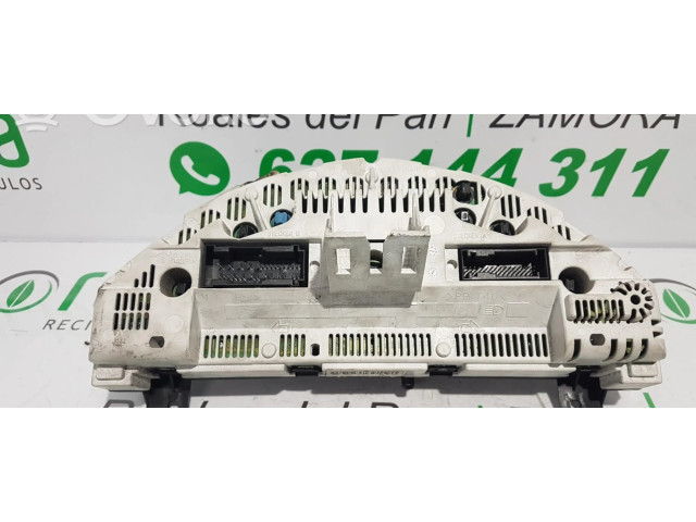 Přístrojová deska  Mercedes-Benz A W168  CUADROINSTRUMENTOS  