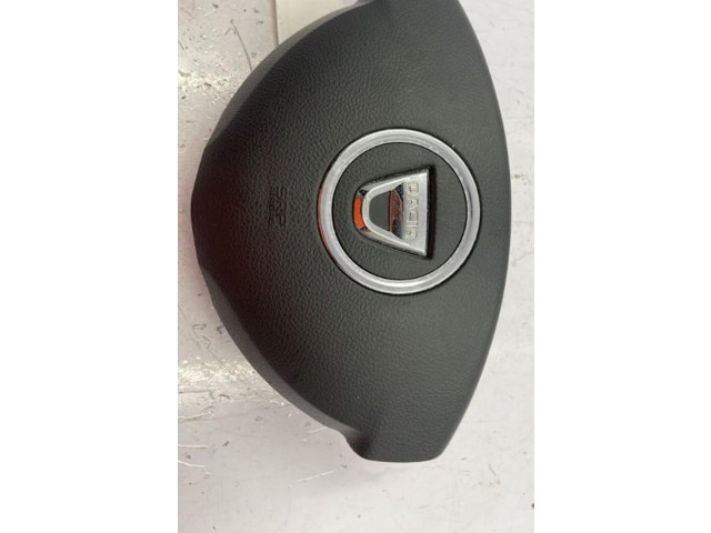 Подушка безопасности водителя 985708387R   Dacia Duster