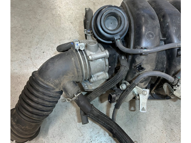 Vstřikovač 1028856S01 Toyota Verso