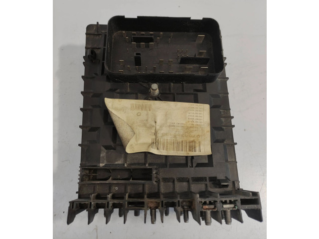   Pojistková skříňka 01718130, 1E060807   Volkswagen Caddy 2014