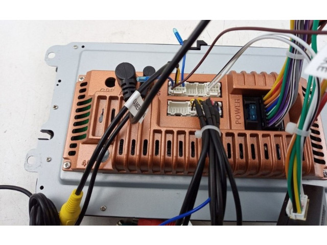 Дисплей       Volkswagen Jetta VI