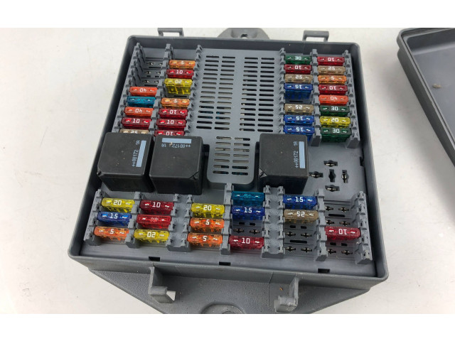 Блок предохранителей 7W93-14N023-BA, 7W9314N023BA Jaguar XJ X350