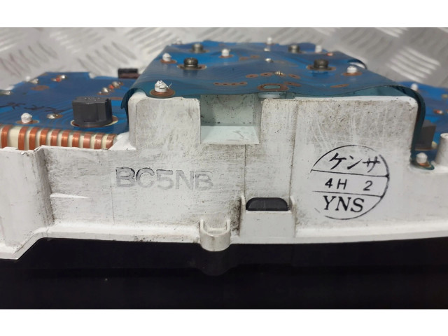 Přístrojová deska Mazda 323 BC5NB