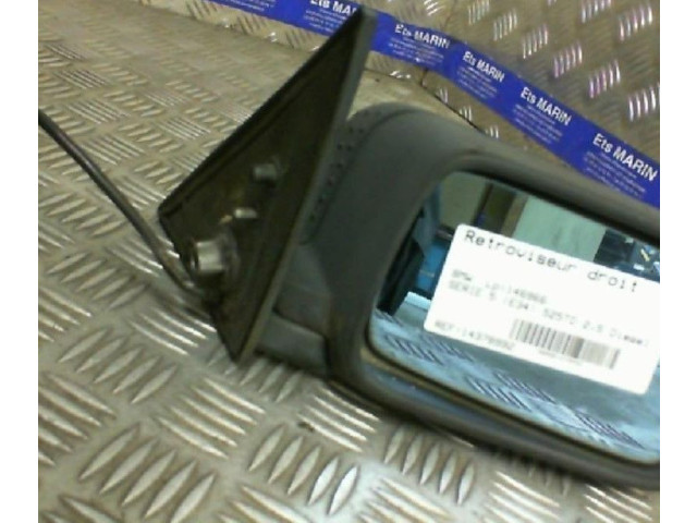 Zpětné zrcátko BMW 5 E34 1993 51168137370