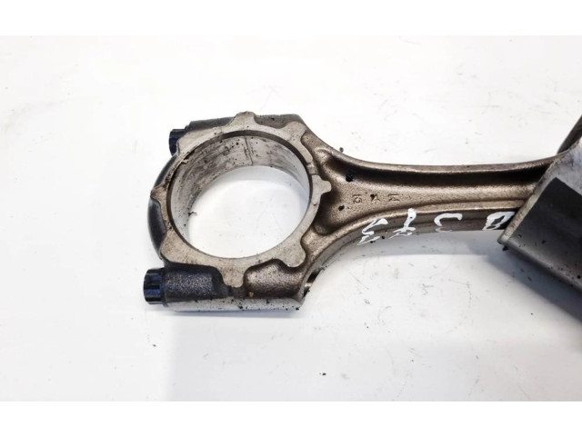 Píst Toyota Avensis T250