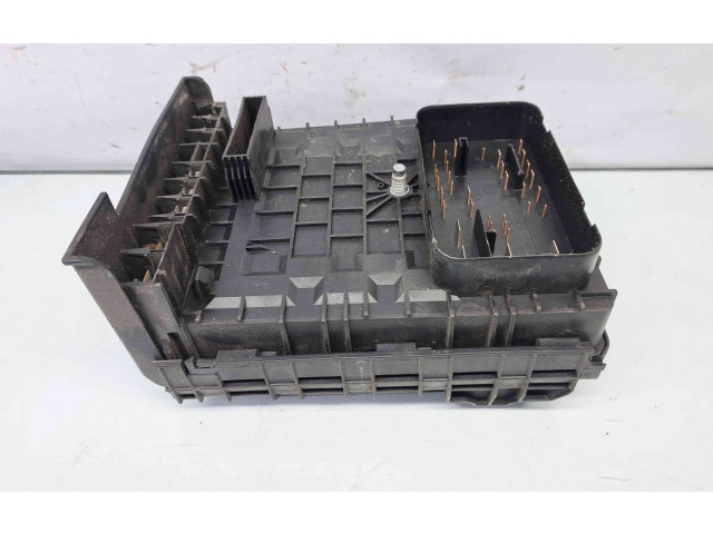 Блок предохранителей 1K0937125D Audi A3 S3 A3 Sportback 8P