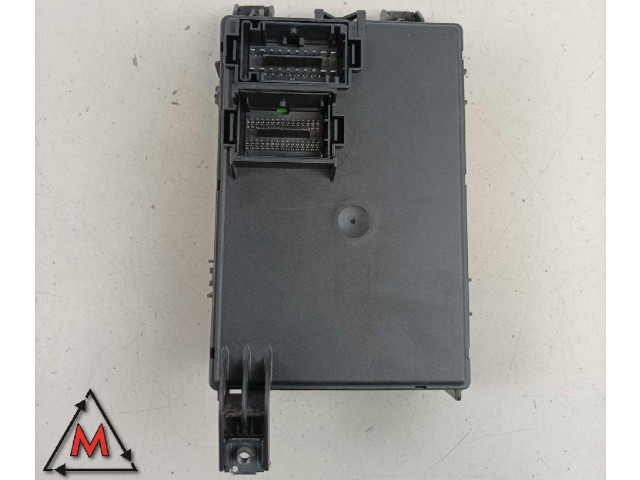   Pojistková skříňka 00517817580   Fiat Grande Punto 2005