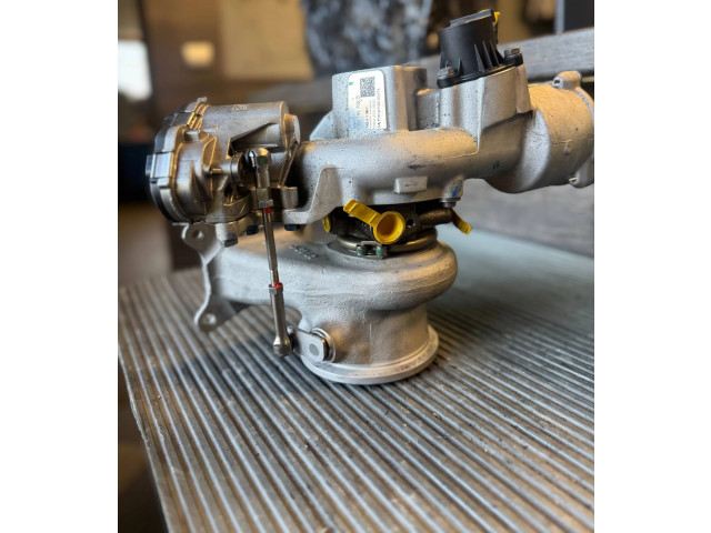 Турбина Audi Q5 SQ5 06N145702D, 7101211900