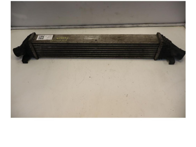 Интеркулер 68102118AA Fiat Freemont