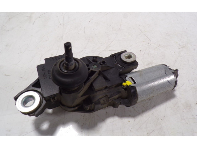 Моторчик заднего дворника 2K0955712D, 2K0955712D Volkswagen Caddy