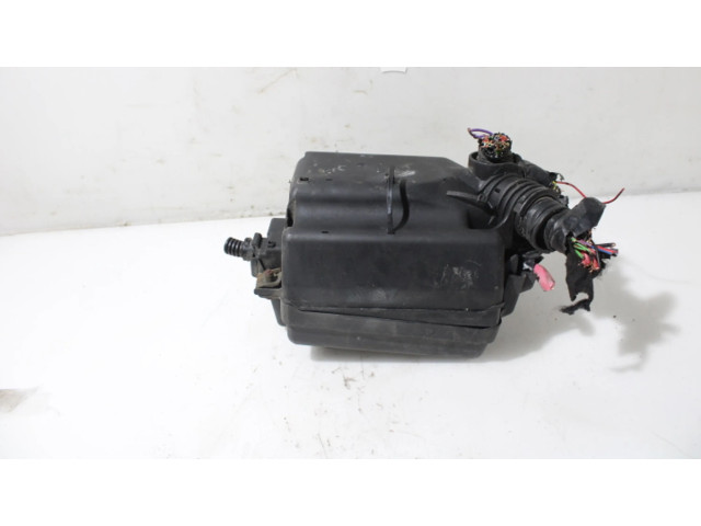 Pojistková skříňka Fiat Doblo 2011