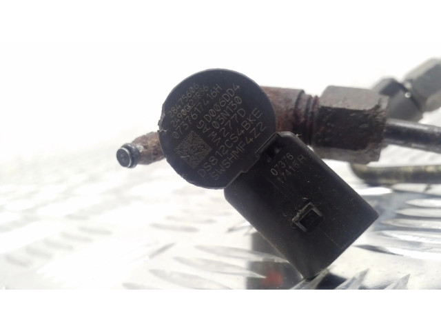 Vstřikovač 03N130277D   Volkswagen Transporter - Caravelle T6  pro naftový motor 2.0 CXEB 