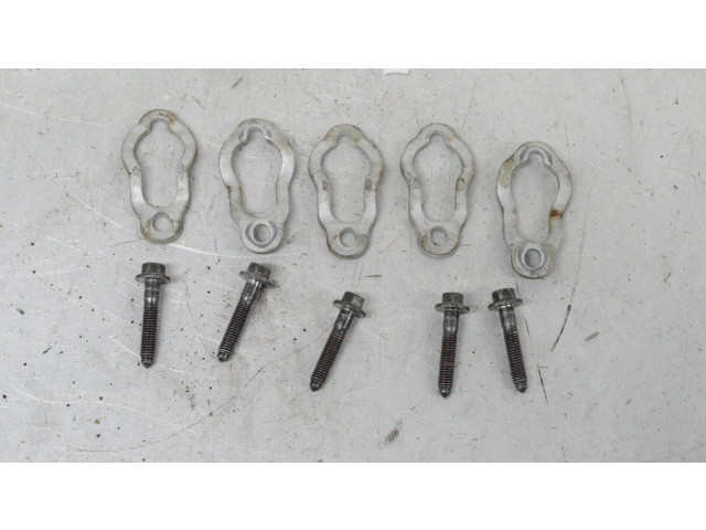 Форсунка     Volvo V70  D5244T4 