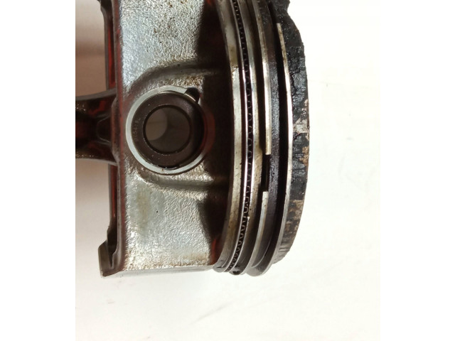 Поршень с шатуном 7493A, MPI Skoda Fabia Mk3 (NJ)