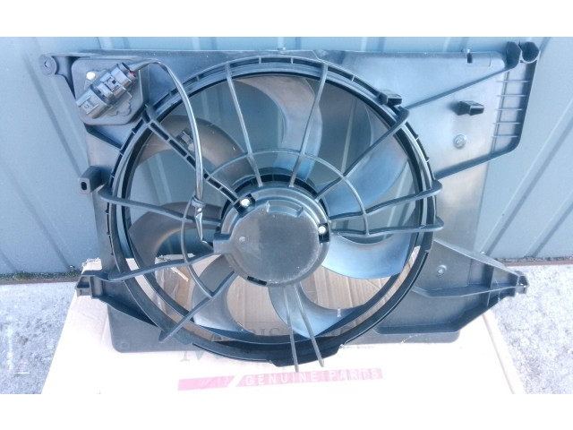 Вентилятор радиатора     253802P500    KIA Sorento 