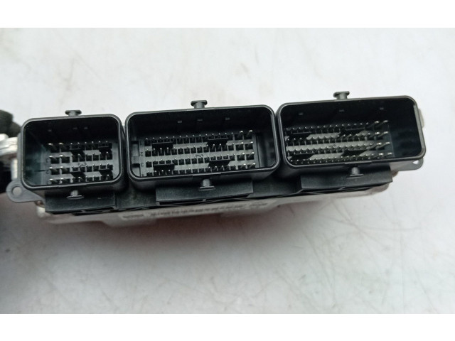 Блок управления двигателя A2819006804, 0261S17833 Renault Twingo III