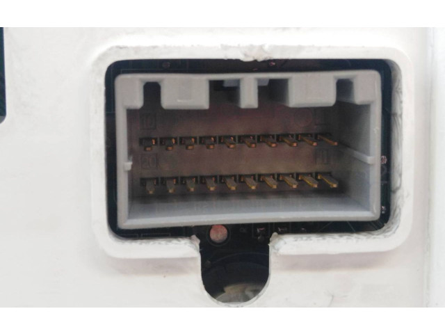 Панель приборов 8022002B01, 11000923510S SsangYong Rexton