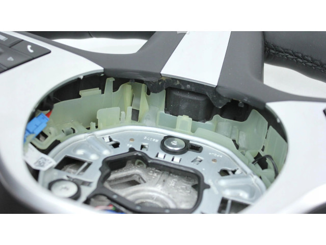 Volant BMW 4 G22 G23 G24 G26 2022 8746690