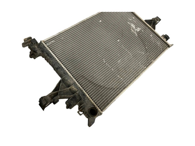 Радиатор охлаждающей жидкости    Volvo V70 2007