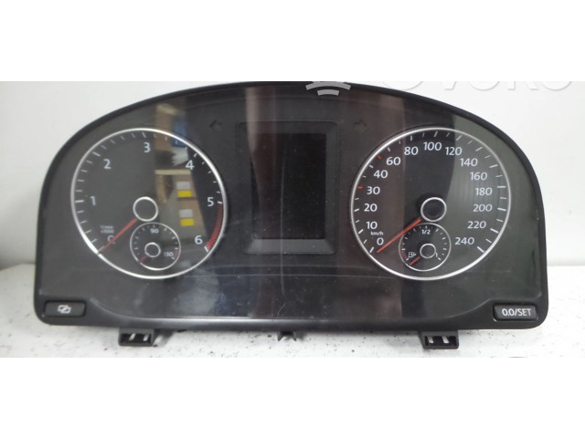 Панель приборов 1T0920871D   Volkswagen Touran II       