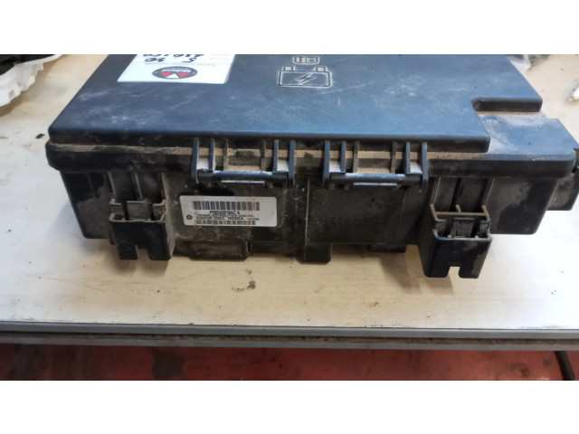 Блок предохранителей P68242818AC Jeep Grand Cherokee