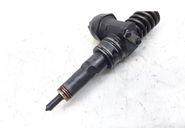 Форсунка 038130073AG Skoda Octavia Mk2 (1Z)