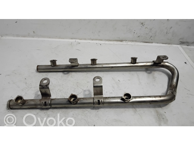 Vstřikovací lišta Chrysler Pacifica pro benzínový motor 3.5 0377