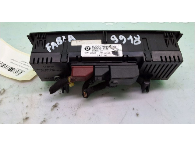 Блок управления климат-контролем Skoda Fabia Mk2 (5J)