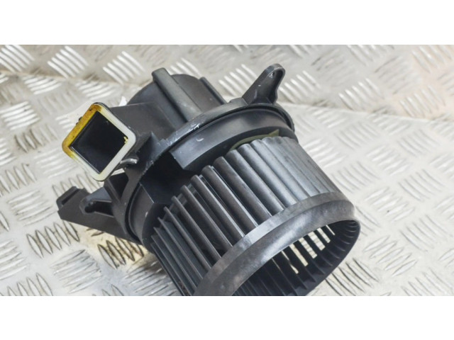 Вентилятор печки    5T6130100, EJV00006   Fiat 500X